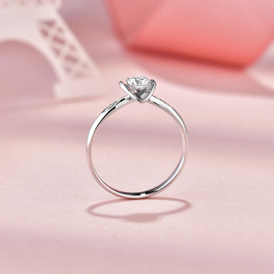 Show one's loveDichromatic Lab Diamond Engagement Ring